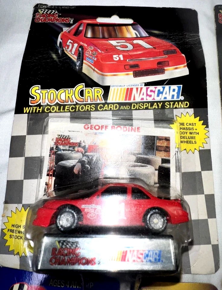 De colección NASCAR Racing Champions Dale Earnhardt, AJ Foyt, Richard Petty, Bodine Foto 3 de 4