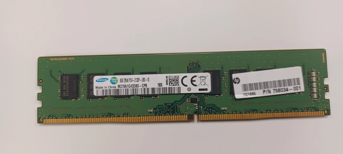 Samsung PC4-17000 (DDR4-2133) Bus Speed Computer RAM 8 GB Capacity