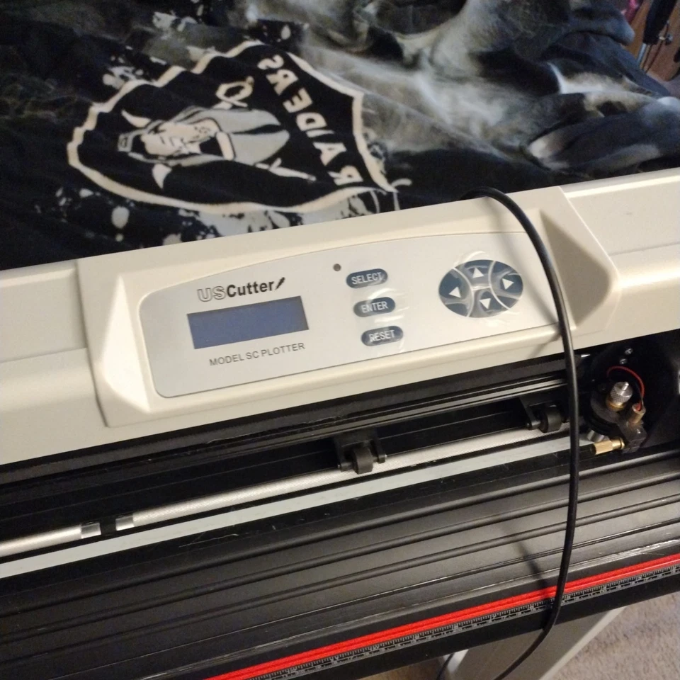 CORTADOR/PLOTTER DE VINIL TIPO SC631 USCUTTER SÉRIE MODELO SC PLOTTER EUA 28" - Imagem 3 de 4
