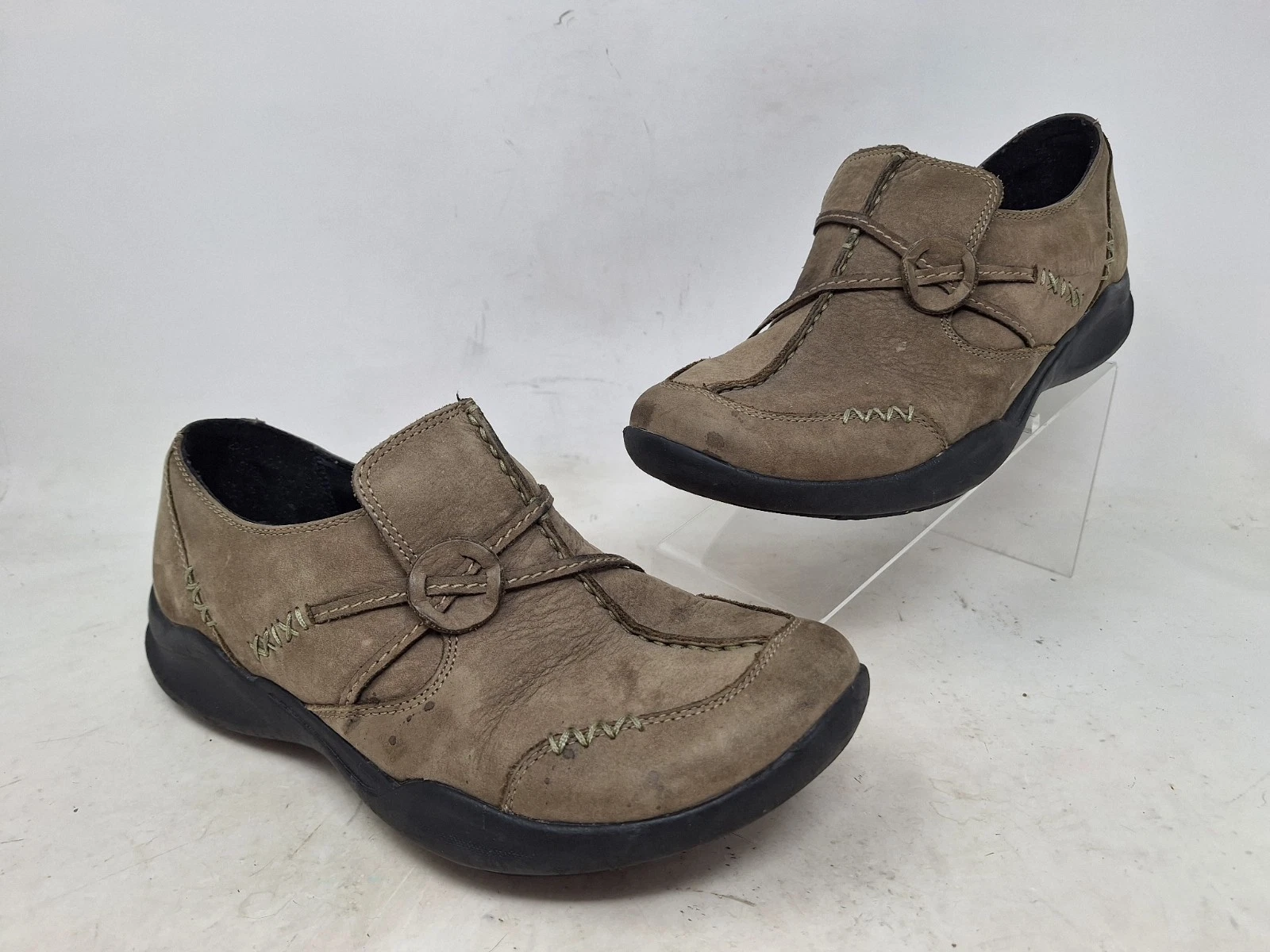 Scarpe mocassino Clarks da donna in pelle beige marrone onda misura 8 5 W
