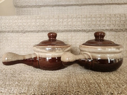 Set Of 2 HULL Oven Proof Brown Drip Soup Crocks w/ Handles & Lids