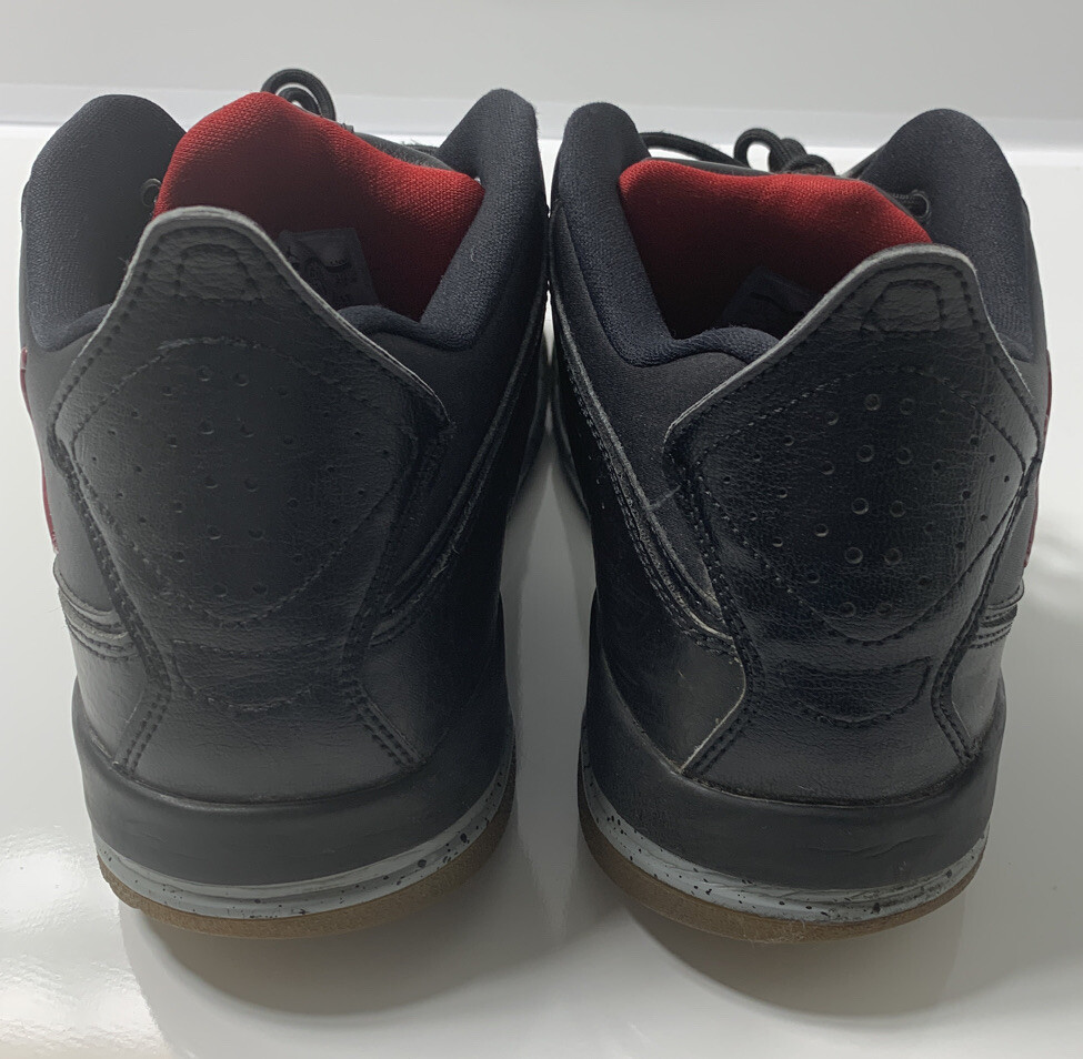 Nike Air Jordan Courtside 23 Men (Size 11) Black Gym Red