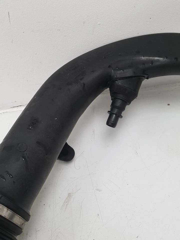 TUBO INTERCOOLER VOLVO V50 31274767 2008-2012 Foto 4 de 4