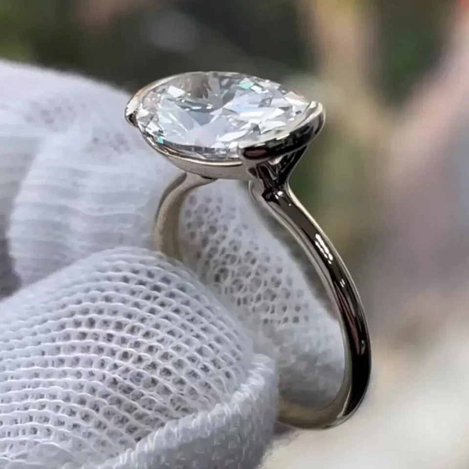 10.55Ct Oval White Diamond Bezel East West Engagement Ring 14k White Gold Plated - Image 4 of 4