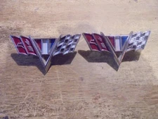 1964-1967 Chevrolet V8 Emblem OEM Impala Chevelle Corvette Crossed Flags 3840318