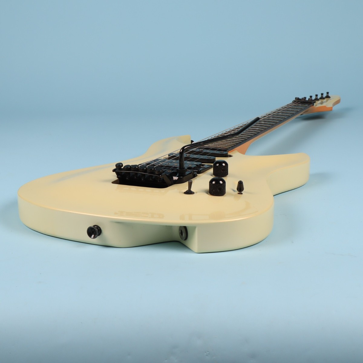 ほぼ新品　ジャパンビンテージ　ヤマハ　YAMAHA RGZ-2 ホワイト ほぼ新品 ジャパンビンテージ ヤマハ YAMAHA RGZ-2 ホワイト