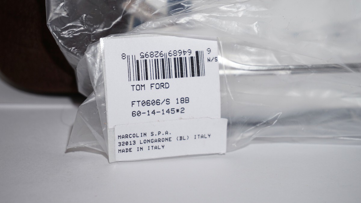 新品未使用　トムフォード　サングラス　Sabine-02 TF606 TOM FORD New Sunglasses Sabine-02 Silver Black Blue Gradient