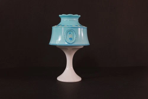 Vintage MCM Westmoreland Blue And White Milk Glass Fairy Lamp