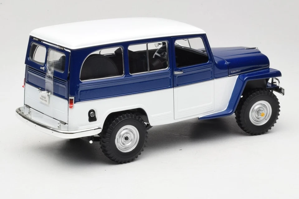 92858-R1 Willys Jeep Station Wagon Blue & White Road Signature 1:18 - Immagine 3 di 4