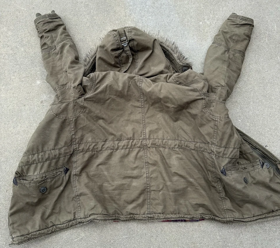 Chaqueta Parka Vintage HOLLISTER XL Franela Forrada Piel Sintética Capucha 🔥🔥🔥 Foto 2 de 4