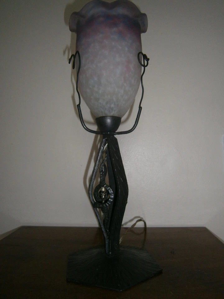 lampe art déco signée muller pied fer forgé et pâte de verre - Photo 2/4