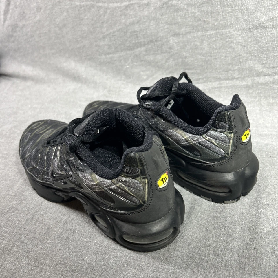 Nike Air Max Plus TN SE BG Shark Black GS Grade School Size 6.5Y CD6367 001 - Image 4 of 4