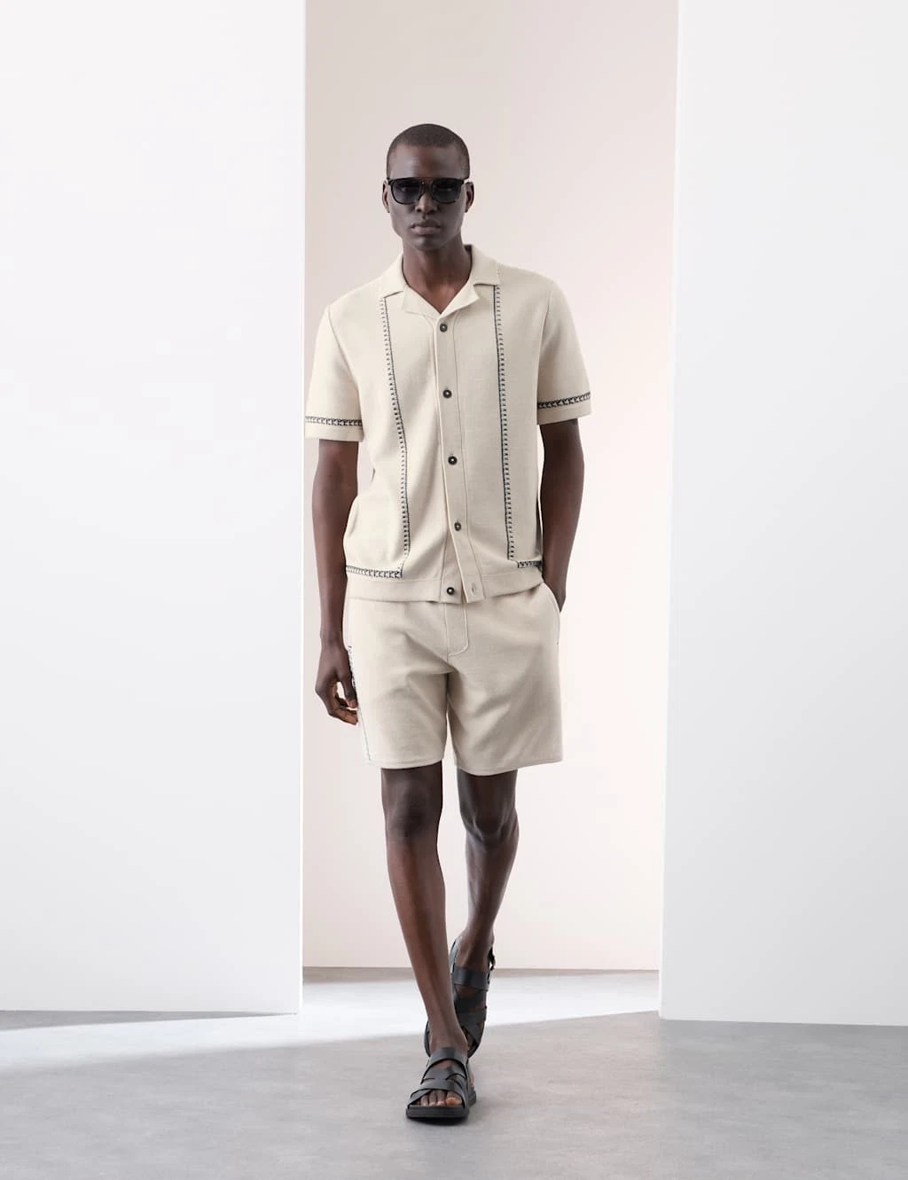 M&S - Autograph Mens Short sleeved Embroidered Collar Polo Top in Light Natural