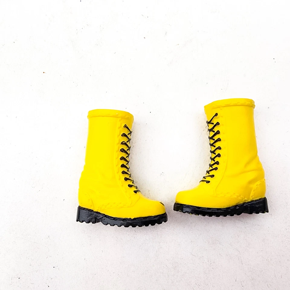 DC Comics Super Hero Niñas Murciélago Niña Botas Amarillas Piezas de Repuesto Foto 4 de 4