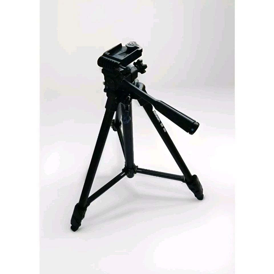 Velbron DF 40 56cm - 154cm Camera Tripod + Case - image 3 of 4