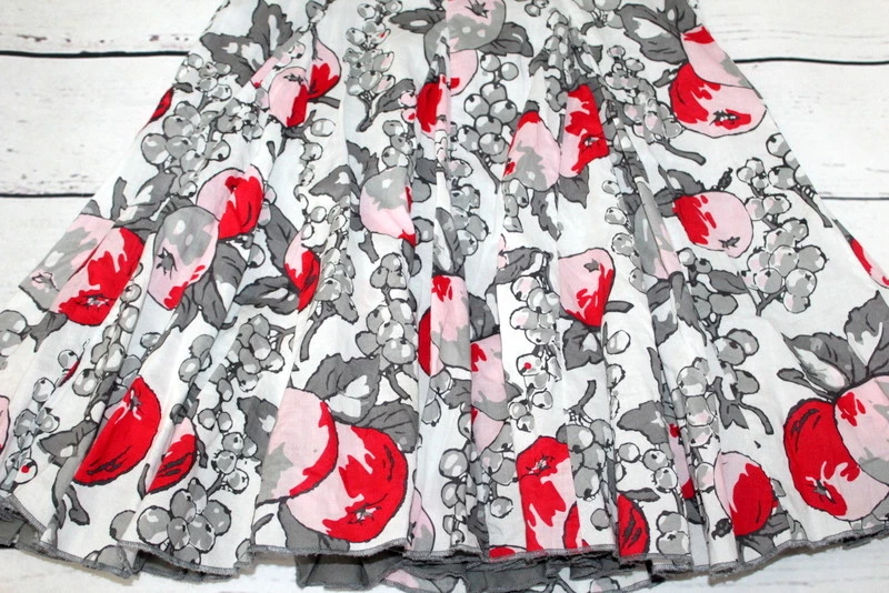 Vestido Eliane et Lena Boutique Virtual Apple Cinza Vermelho Paris Floral Menina Tamanho 10 - Imagem 4 de 4