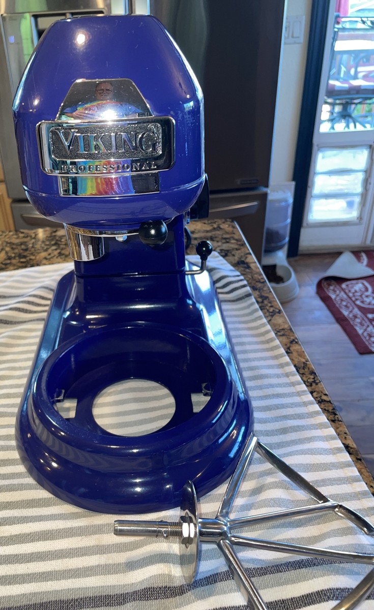 Viking Blue Professional Stand Mixer 5 Quart VSM500 Mixing Viking Blue Professional Stand Mixer 5 Quart VSM500 Mixing