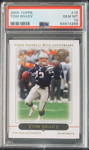 2005 Topps #10 Tom Brady PSA 10 GEM MINT New England Patriots/T.B. Buccaneers