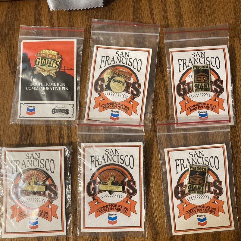 SF GIANTS PINS FROM 88,89,90 LOT OF 6