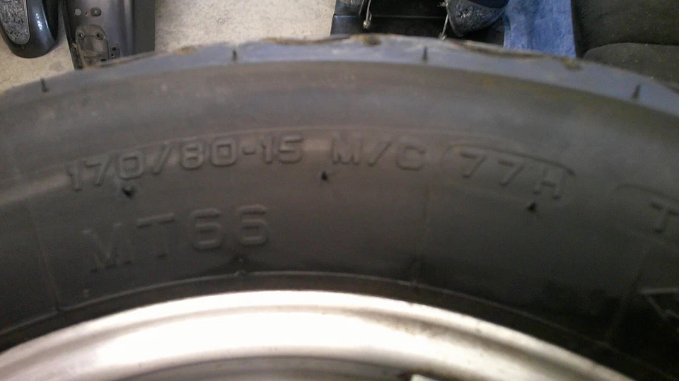 Llanta trasera Yamaha Royal Star 1300 XVZ 2005-2009 Foto 4 de 4