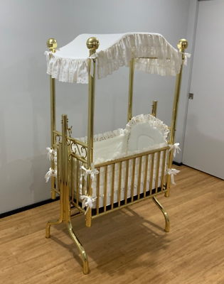 Cheap vintage style baby crib Clearance