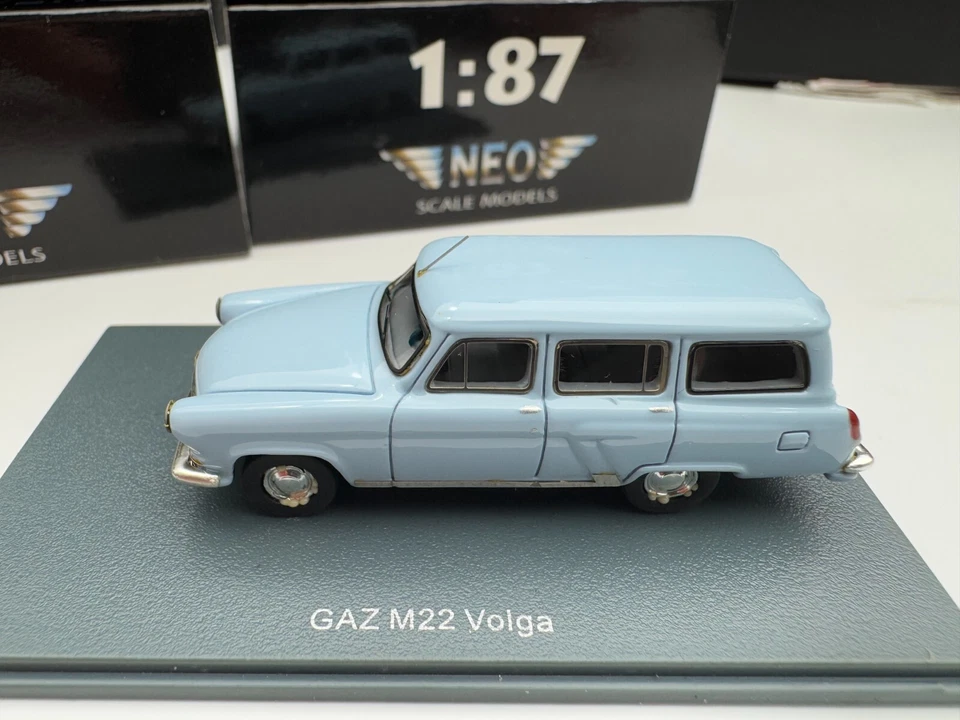 #101 Only One Neo 1/87 GAZ M22 Volga azul Foto 2 de 4