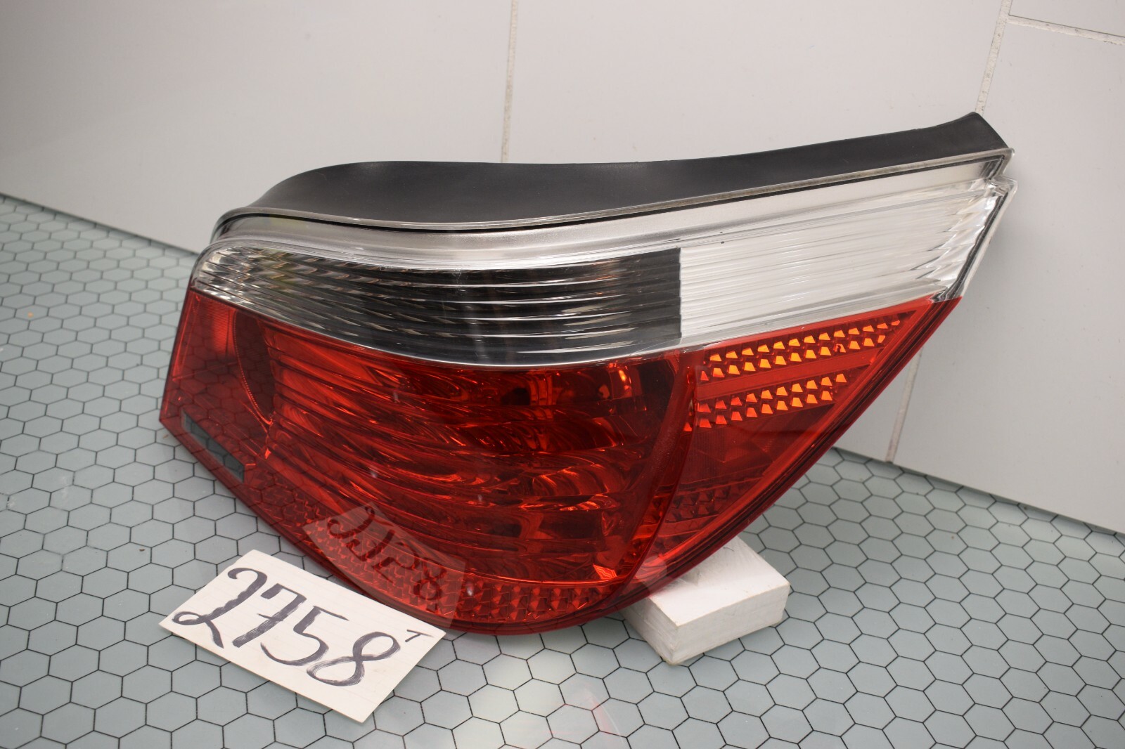 04 05 06 07 BMW 525i 530i 545i Sedan PASSENGER Tail Light Used Rear Lamp #2758T 