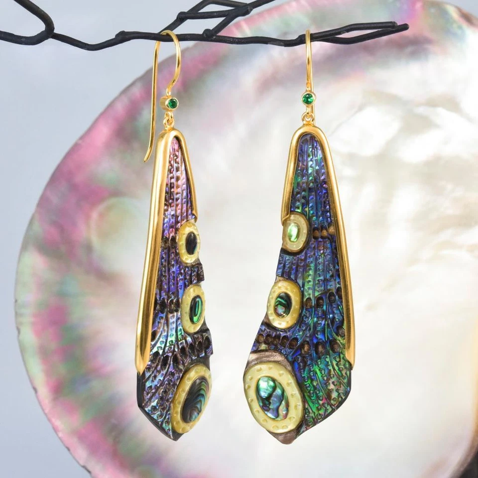 Dragonfly Wing Earrings Abalone Carving Gold Vermeil Sterling & Emerald 11.81 g - Image 4 of 4