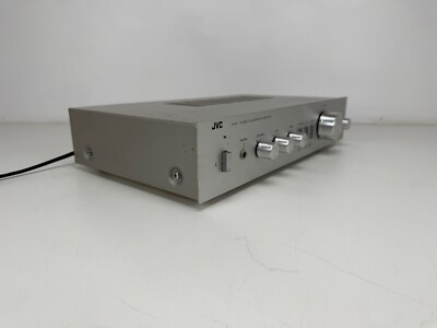 AMPLI JVC AX-321 , stéréo integrated amplifier EUR 50,00 - FR