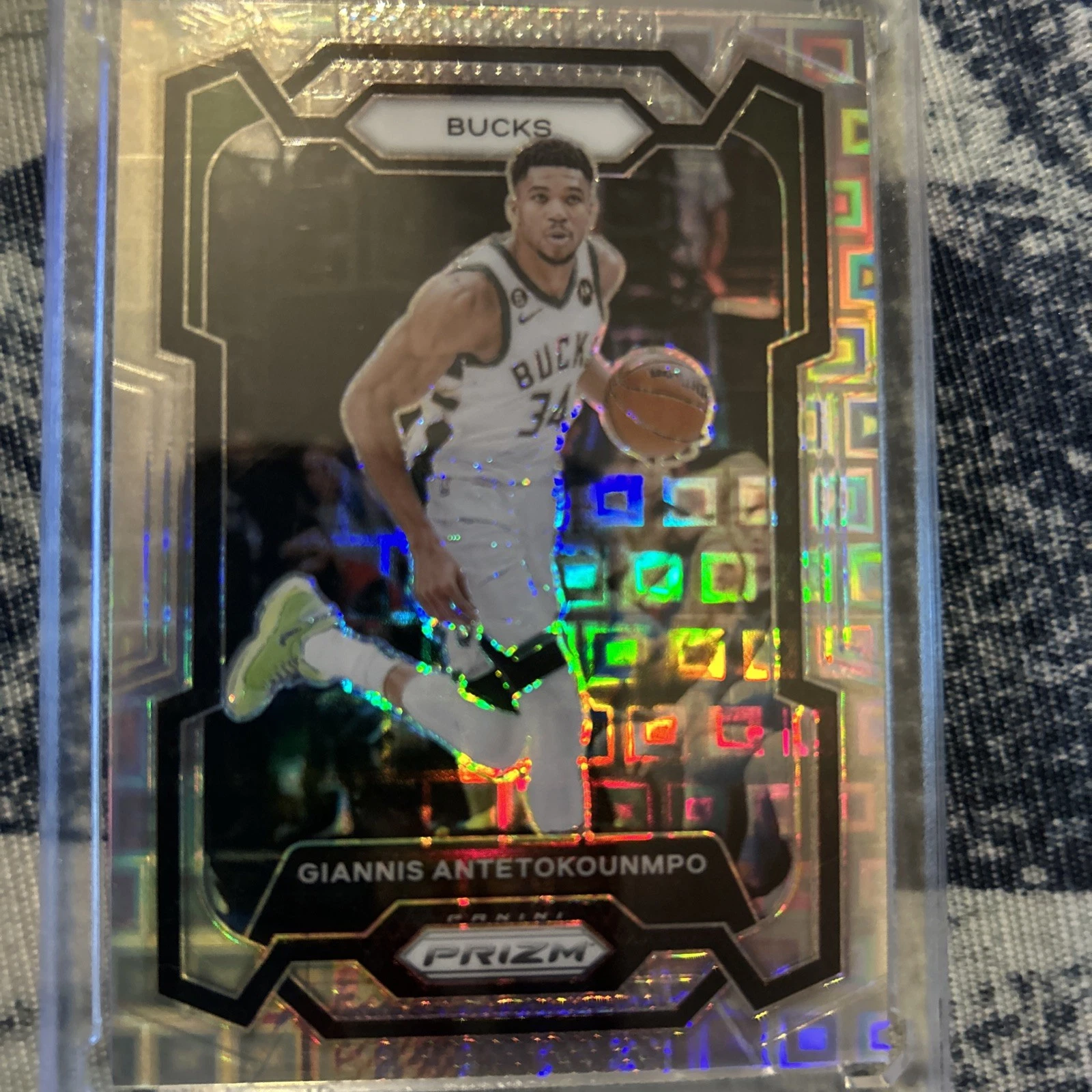 2023-24 Panini Prizm - Giannis Antetokounmpo #103 Silver Prizm