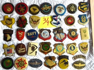 Lot de pin's militaire U S Army Navy etc 6