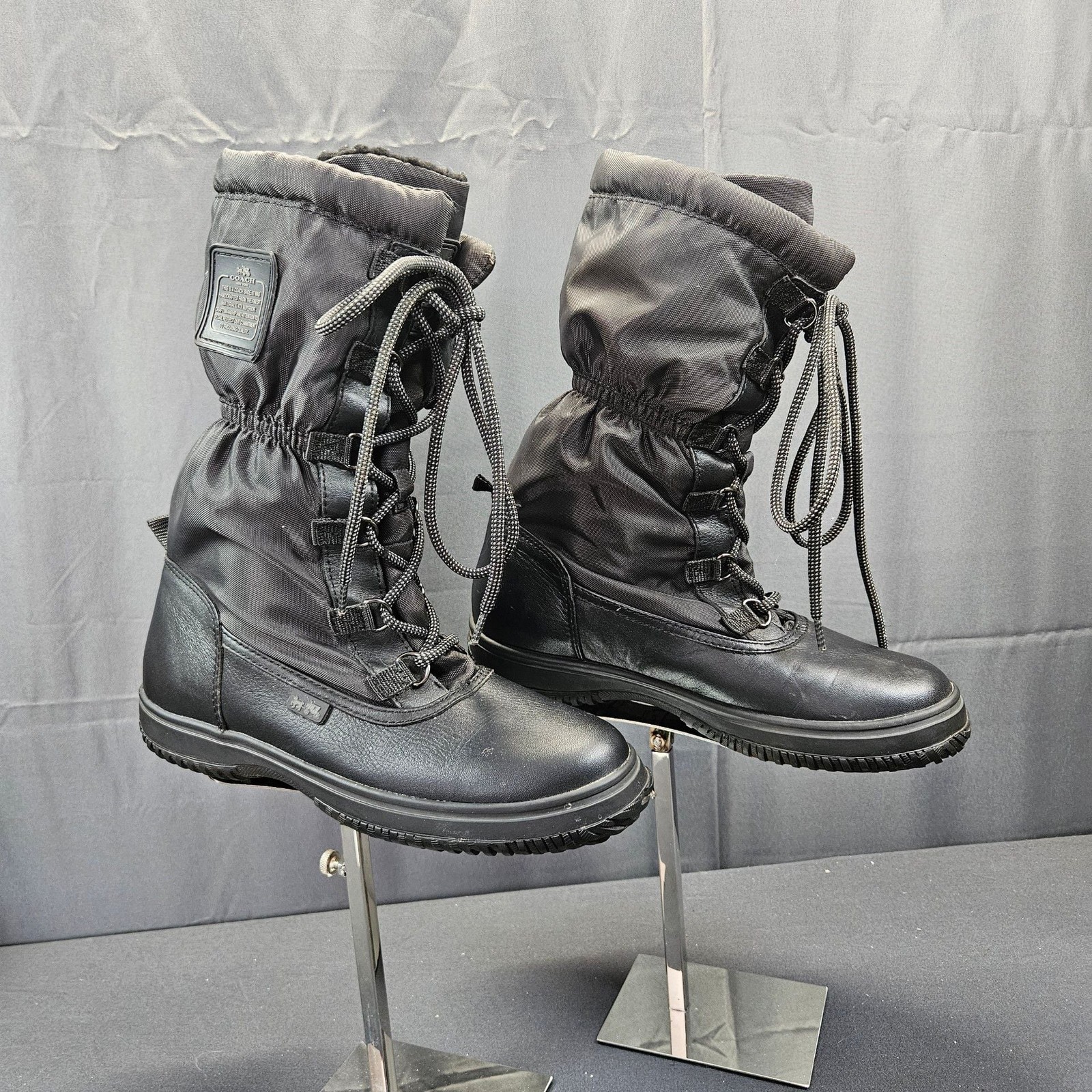 Botas de invierno Coach para mujer Sage para todo clima nieve negras 6