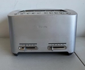 Breville 4 Slice BTA840XL Electronic Smart Toaster Stainless Steel Lift & Look