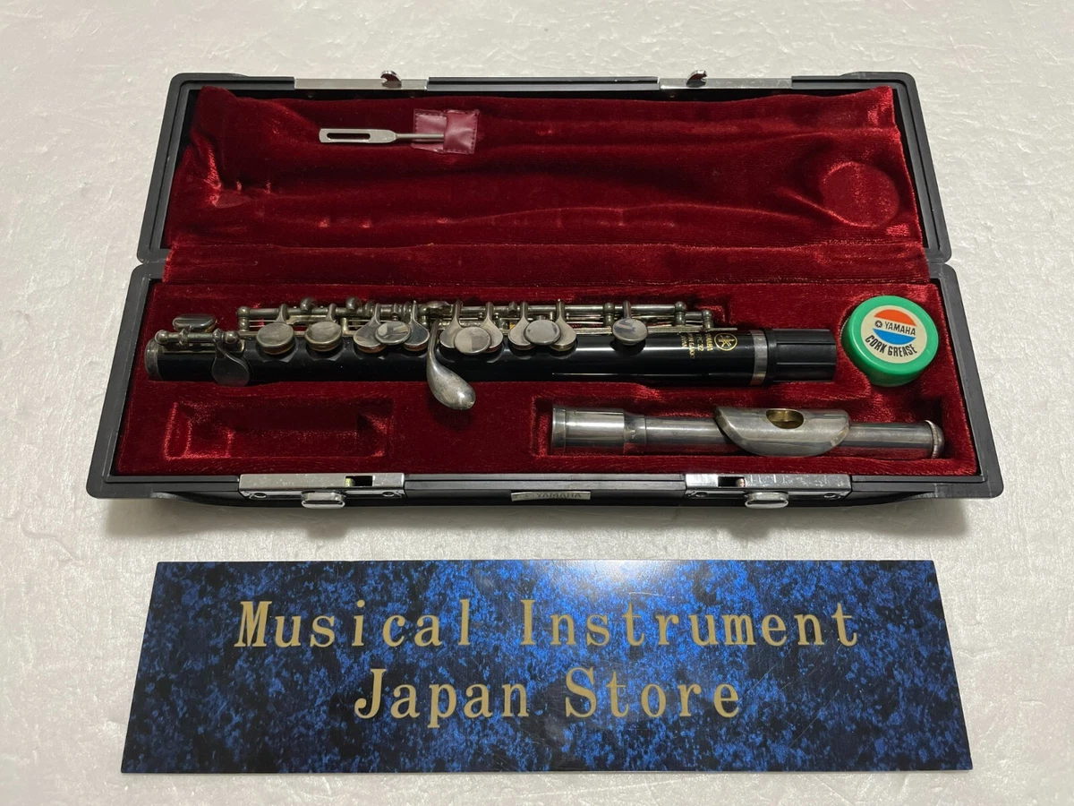 Yamaha YPC 32 Piccolo Nickel Silver Used with Case from Japan