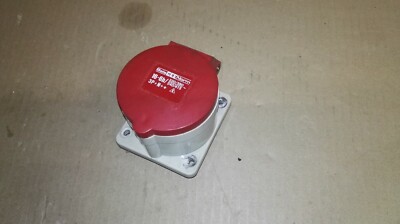 1 x 16A Bals Einbaudose benutzt aber sehr gut erhalten