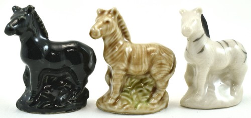 WADE ZEBRA RRT 1982, WHIMSIE, 2000 UND EINE SCHWARZE VARIATION