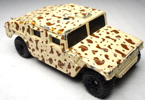 1994 MATCHBOX HUMMER TAN & BROWN CAMO 1:70 DIECAST 2 1/2" SUV W/ OPENING TRUNK - Picture 2 of 6