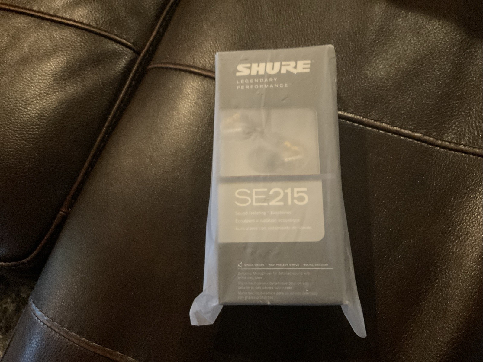 Shure Sound Isolating Earphones InEar Headphones 3.5 MM Cable Clear SE215-CL New