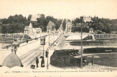Tram Tours Coteaux de la Loire 