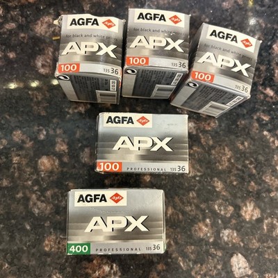 AGFA - AGFAPAN  - BLACK & WHITE - 35MM - APX 100 - 400 5 Rolls 36 Exp