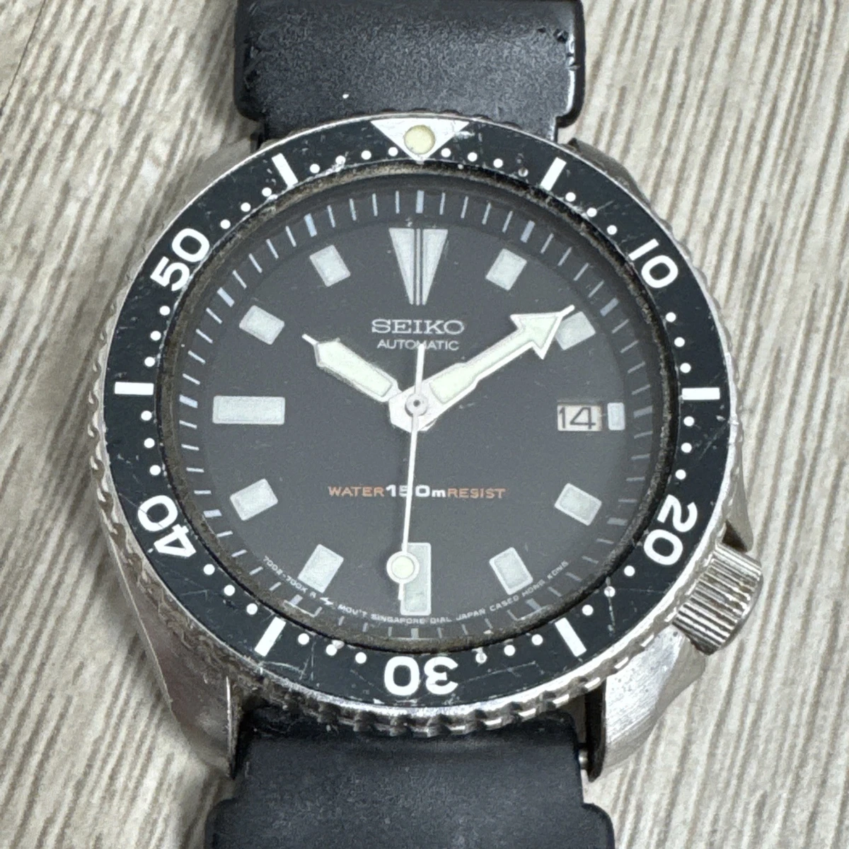 Seiko Diver Analog 200 m (20 ATM) Water Resistance Wristwatches