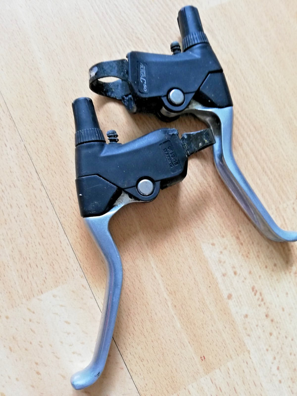 Pair Vintage Shimano Altus C50 Brake Levers Retro Three Fingers