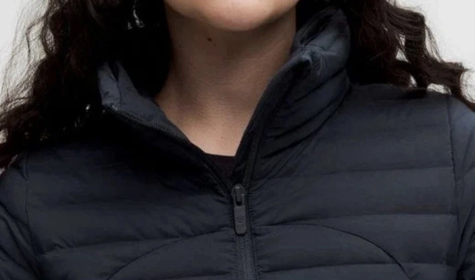 Lululemon Pack It Down Long Jacket. BNWT. Uk Size 6. Sold Out Item. Black - Image 4 of 4