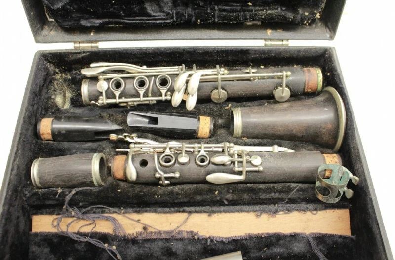 Selmer wood clarinet deals