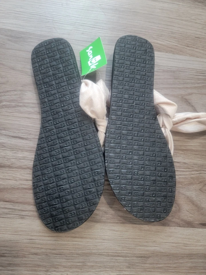 Sanuk Yoga Sling Ella Metallic Sandals Womens Size 11 - Image 3 of 3