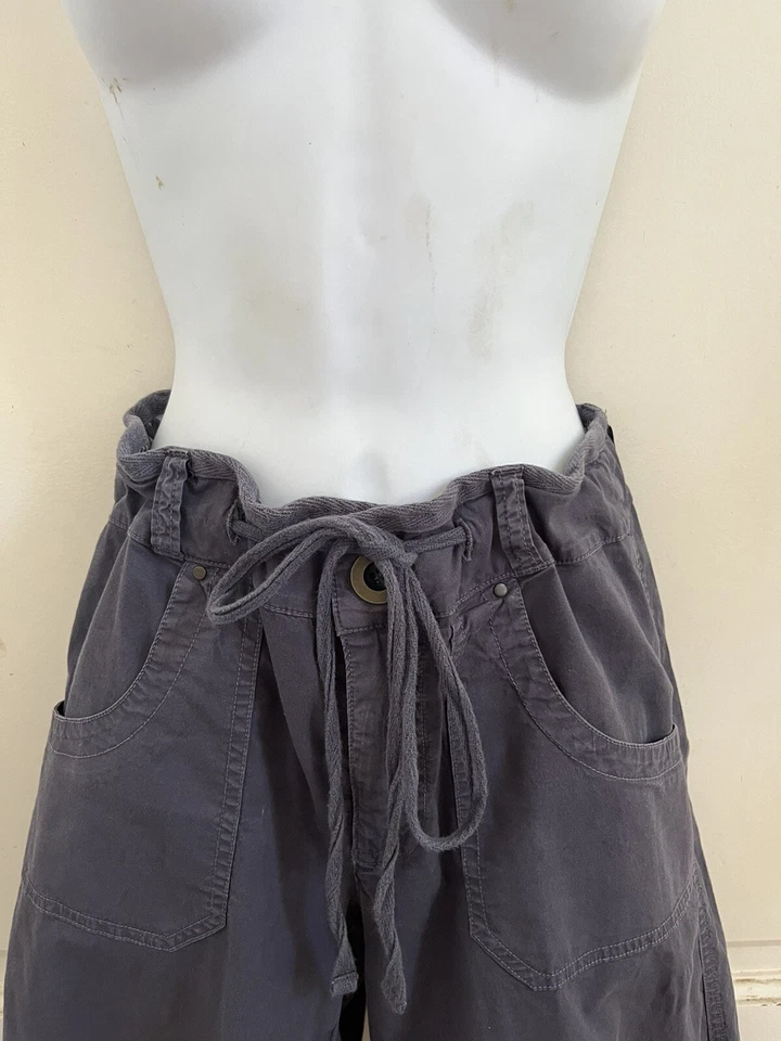 FRESH PRODUCE Navy Blue Cotton Drawstring Rolled Hem Cargo Shorts Sz XS - Image 4 of 4