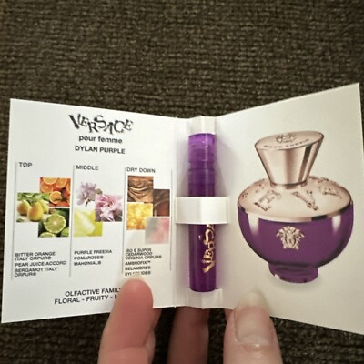 Versace Dylan Purple Pour Femme Eau de Parfum Sample Spray .03oz