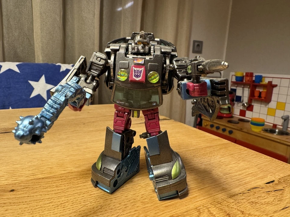 Transformers Classics Deluxe Custom G1 Gnaw by KingOctoX Customs 2012 - Immagine 3 di 4