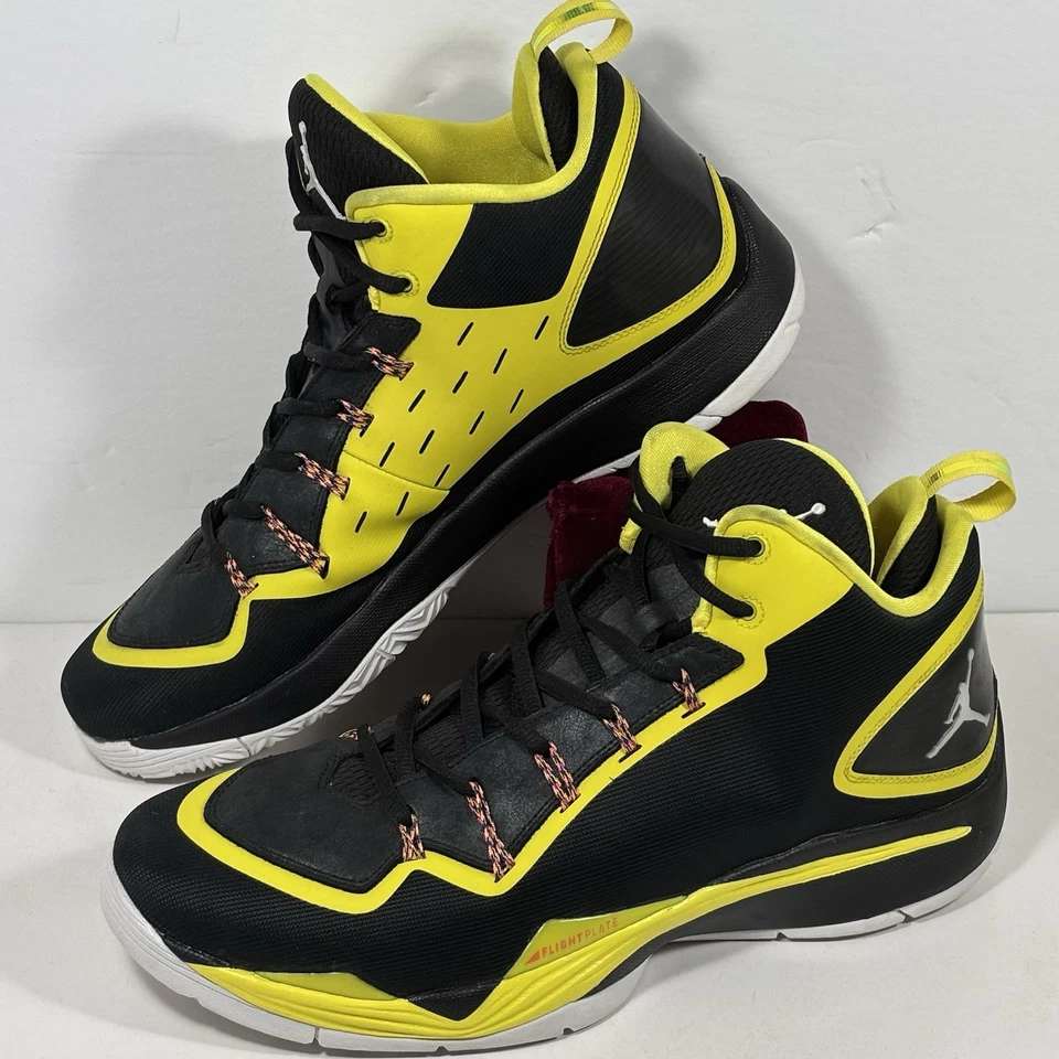Nike Air Jordan Super.Fly 2 PO Talla 12 Negro, Amarillo Vibrante 645058-070 Foto 2 de 4