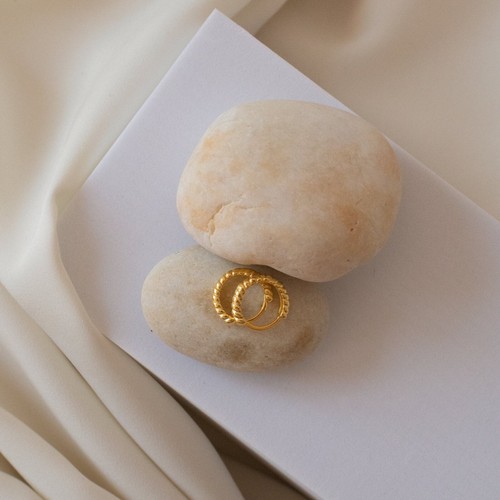 Thea Twisted Huggies oro 18 carati - Foto 2 di 5